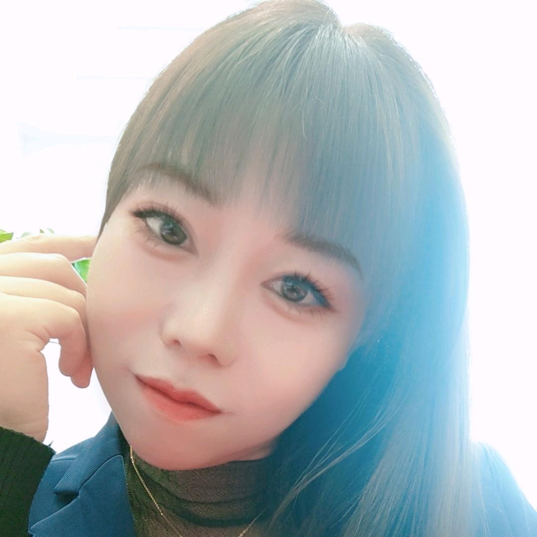 尉粮华府售楼部卢娟