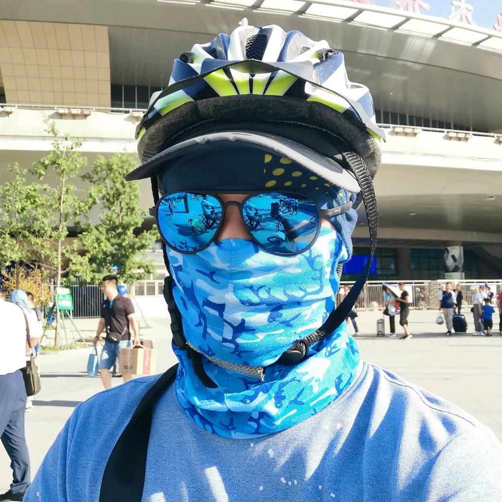 投资人李小龙