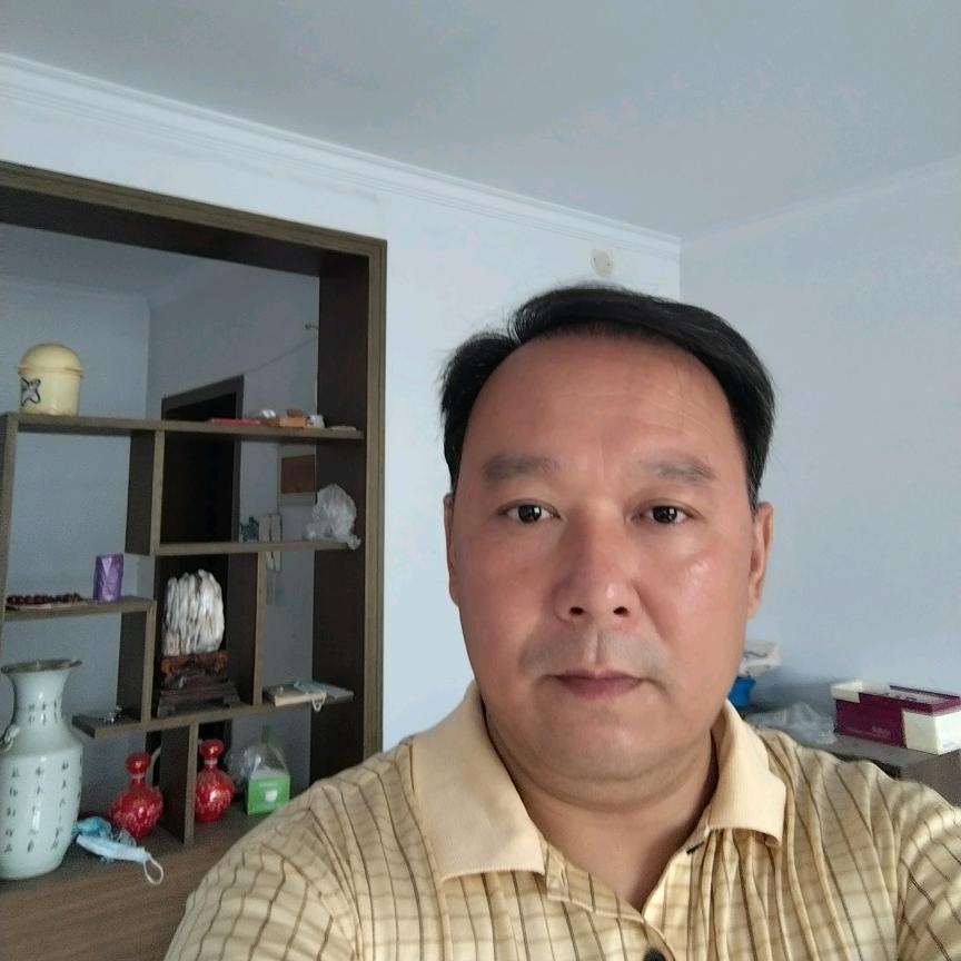 郑拥鋆
