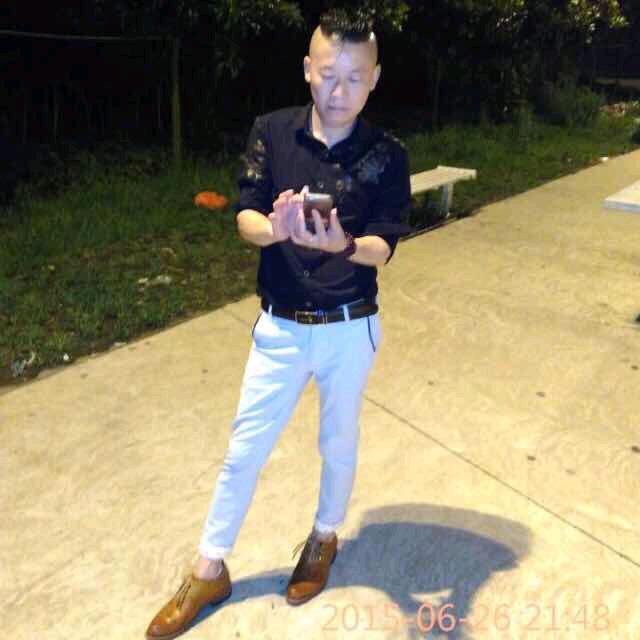 青丝缘美发阿勇哥