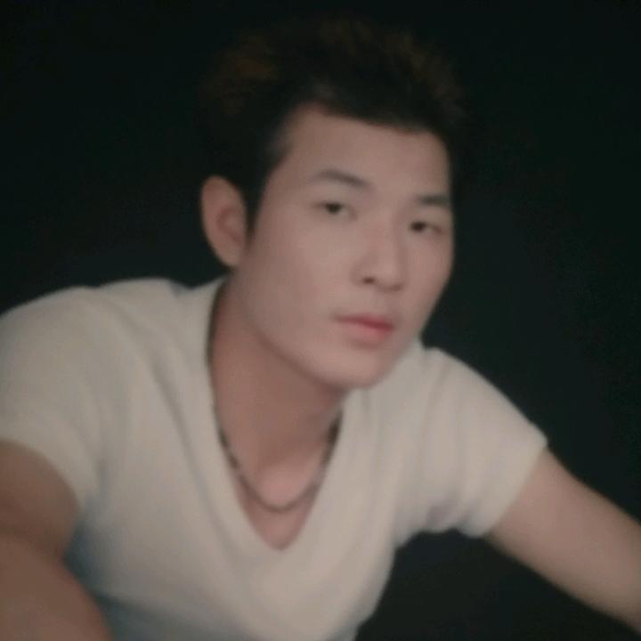 一路前行努力奋斗