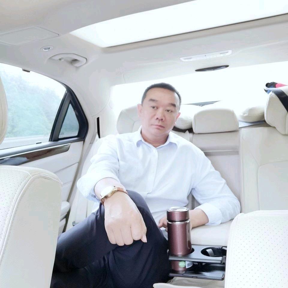 《荣盛源药业》斌哥