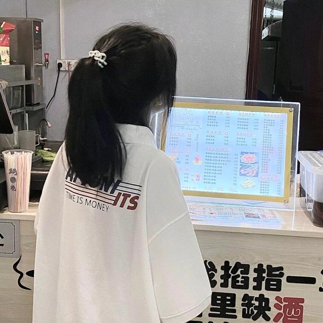 新001