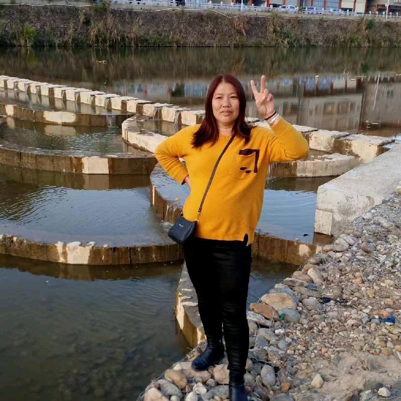 丽丽.
