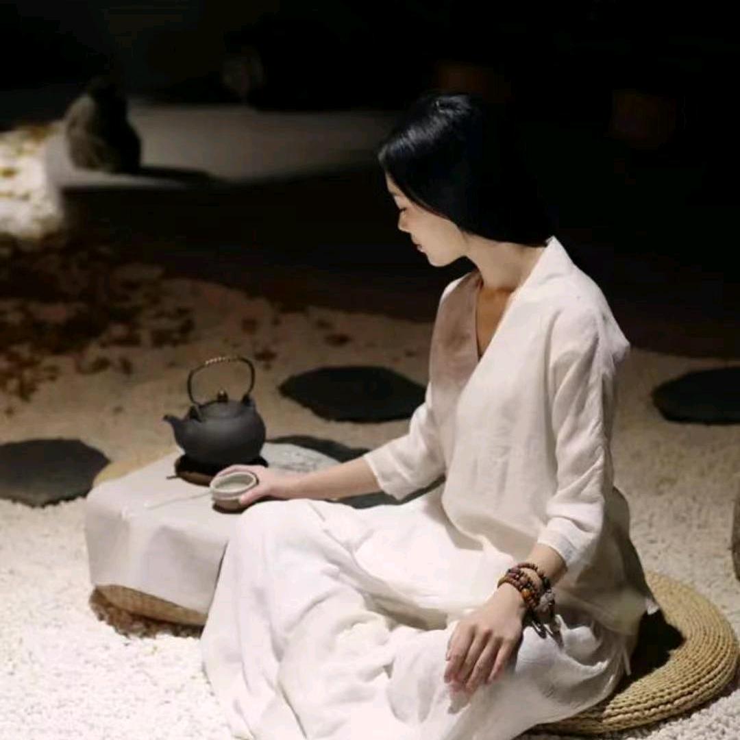 冰中岛（普洱茶）