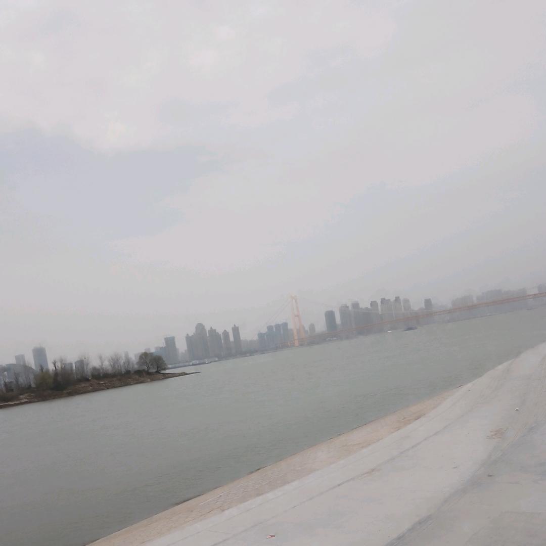 张仕梅