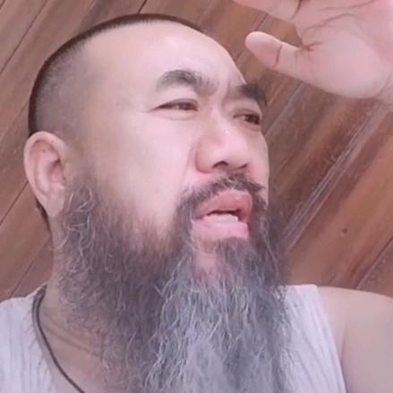 吴须喝彩