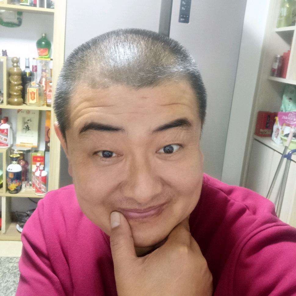 隔壁王哥