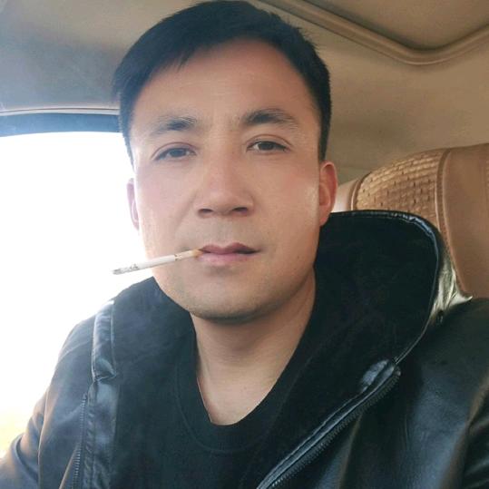 朱成养猪厂常年购销大小猪