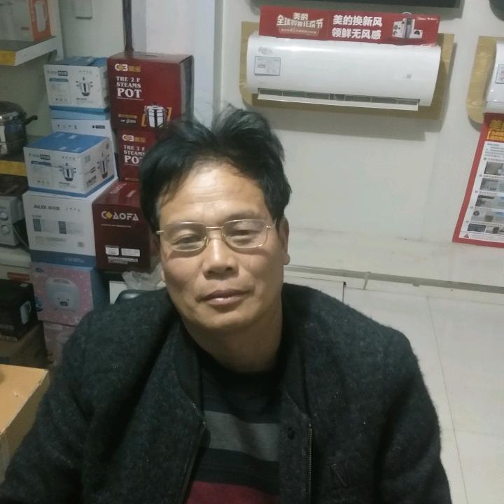 李红卫
