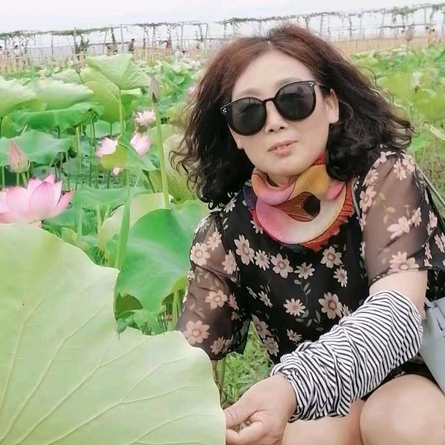 张莉