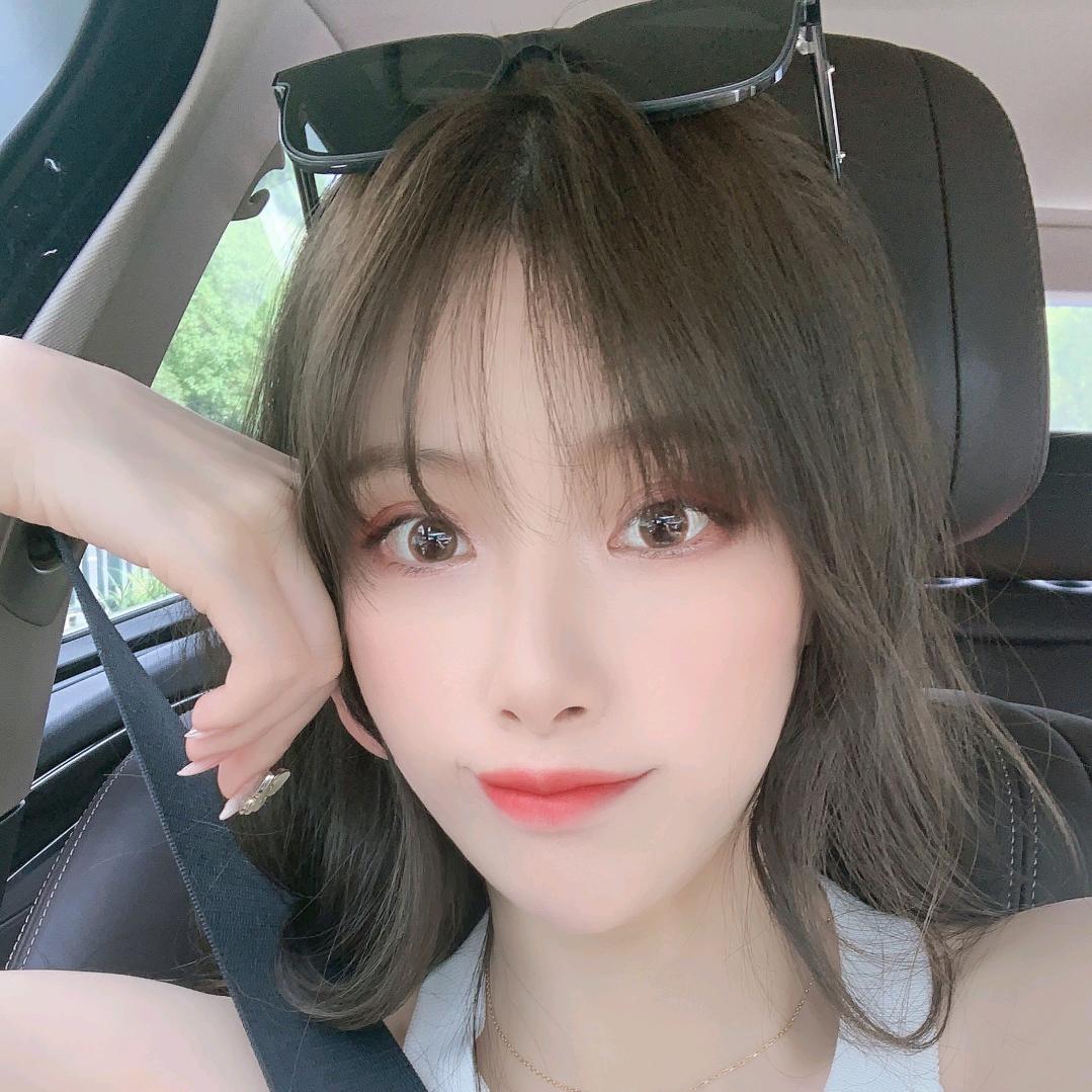 伊伊Zoe