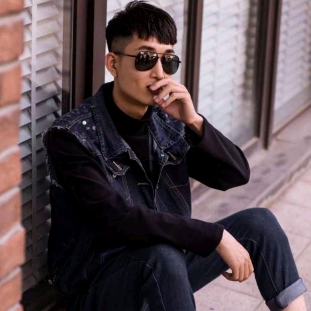 触及不到丶你沧桑的容颜