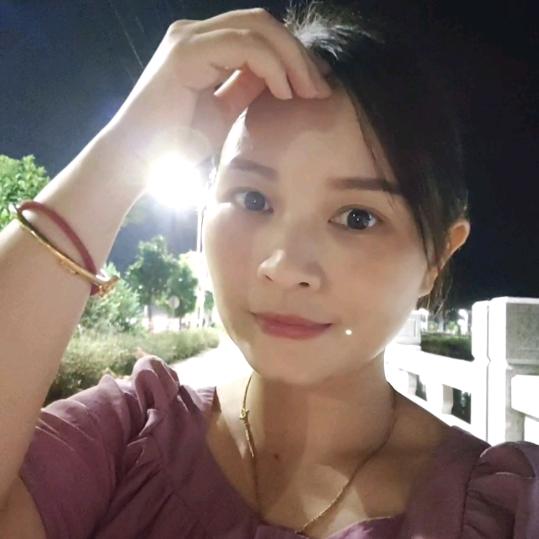艳子吃喝玩乐