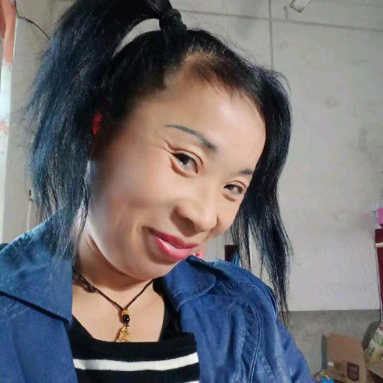 大棚姐（ 早上6点10分）