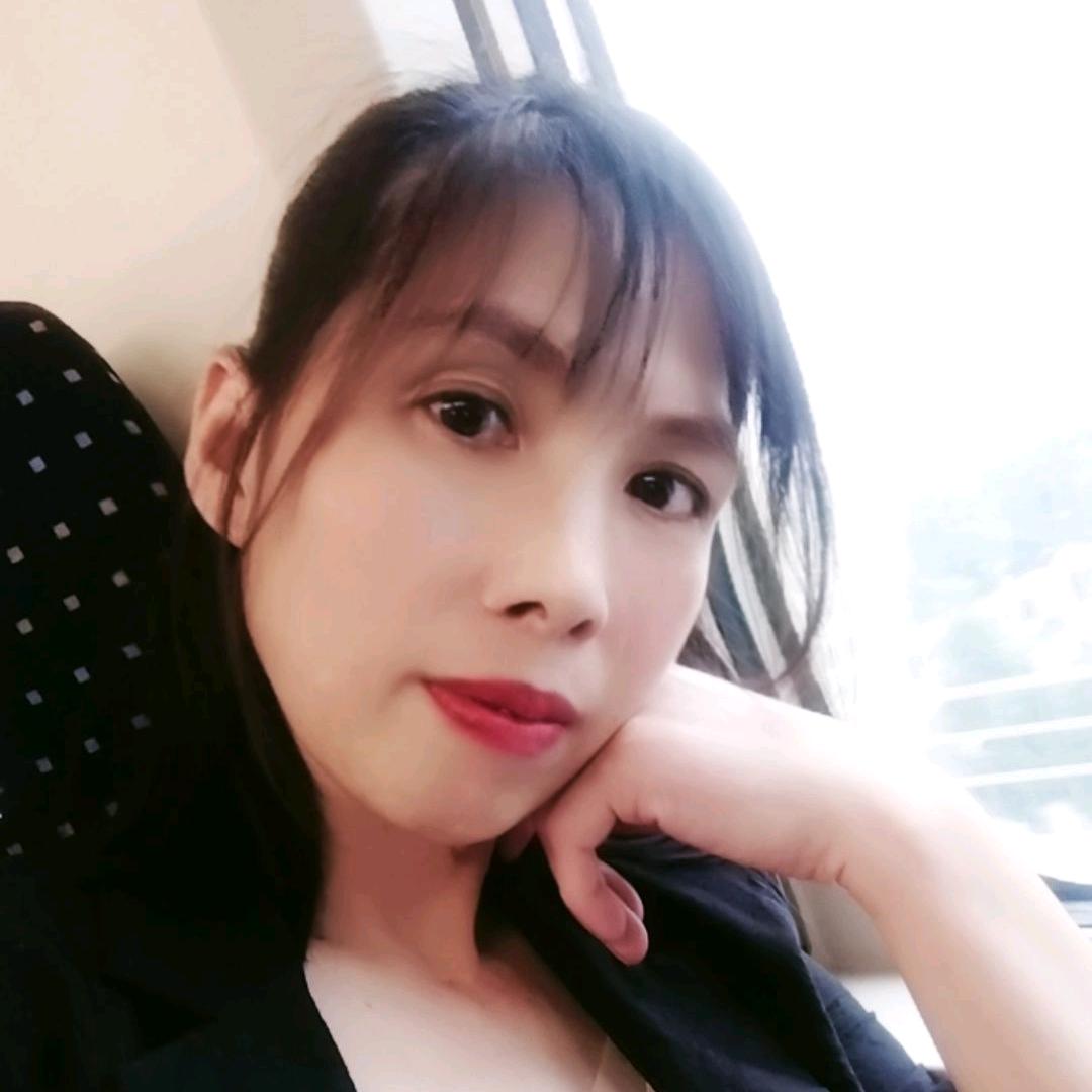 展翅的凤凰