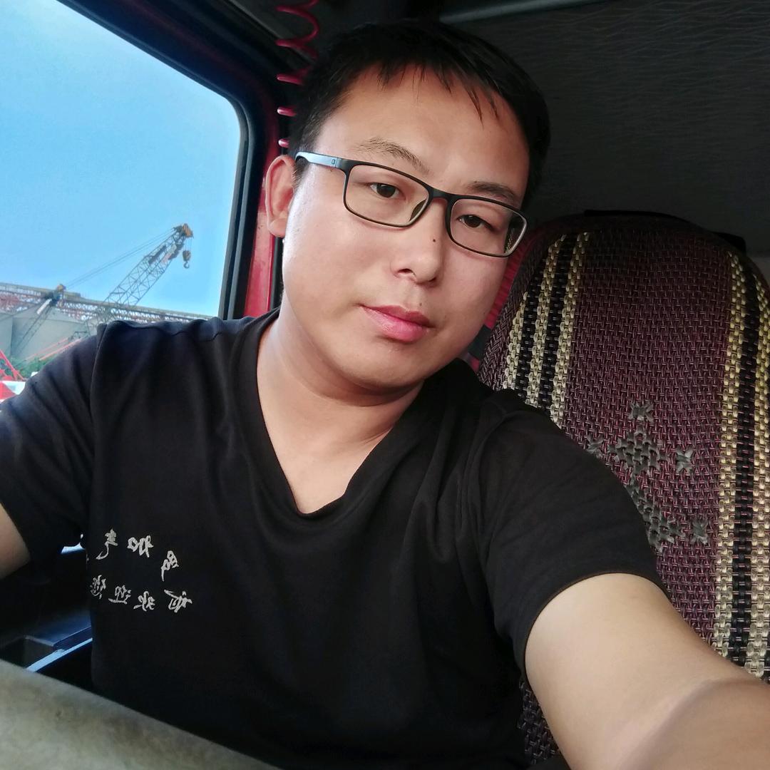 小梁哥~
