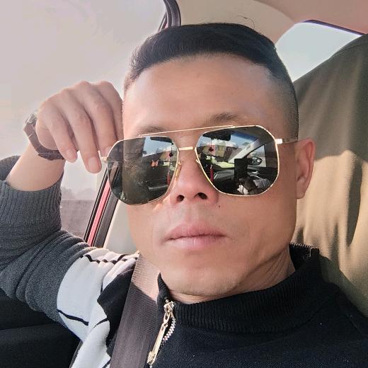 精工钢构丁朝勇