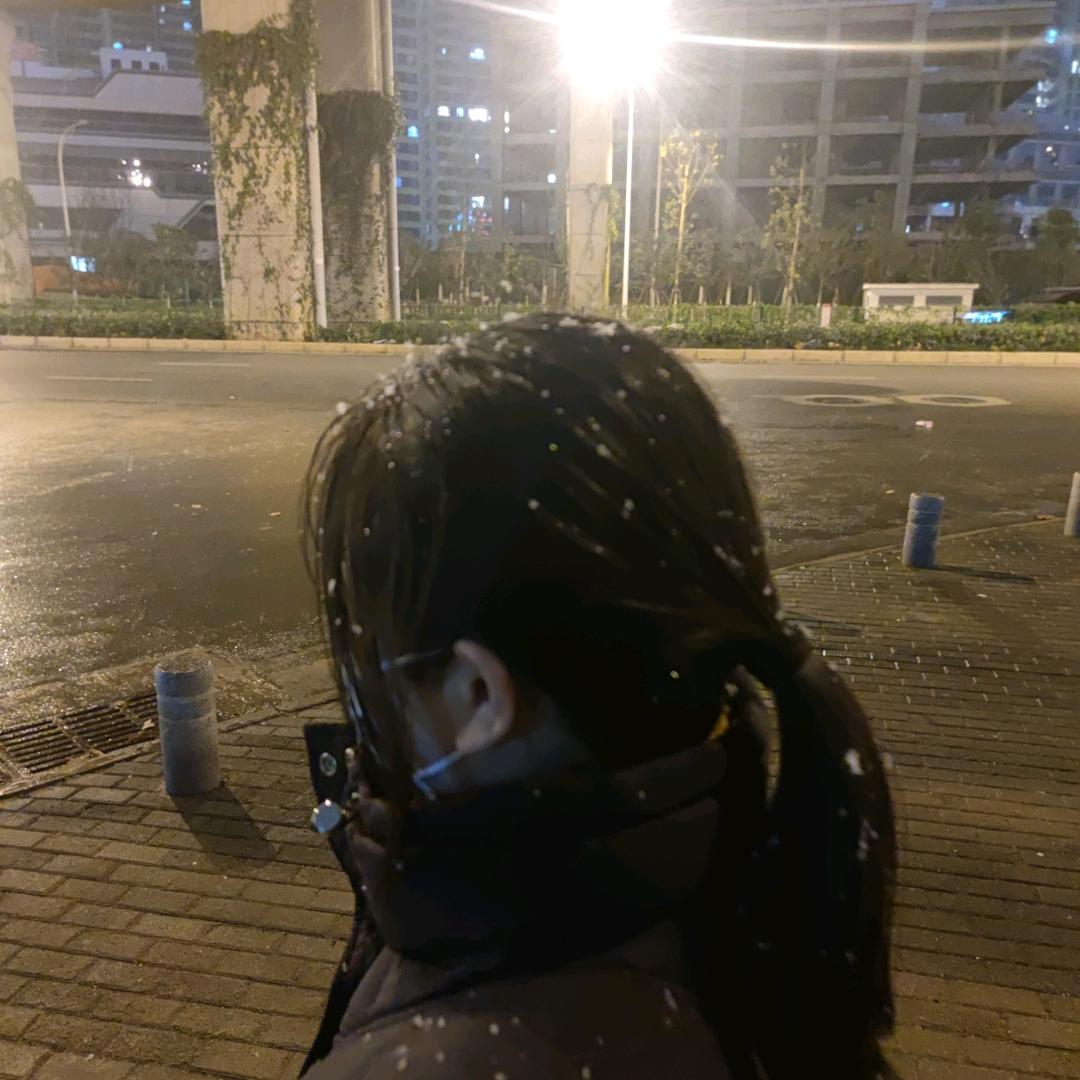 我家有个周小仙女