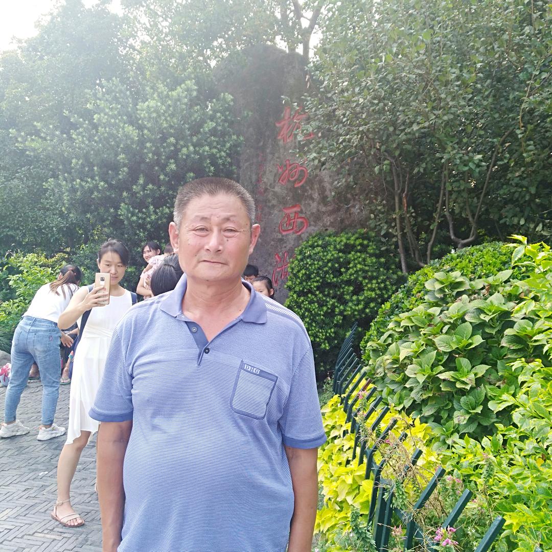 滇池！