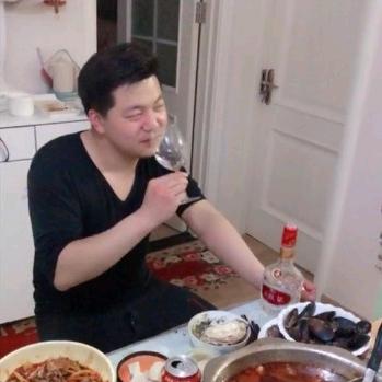 嘿 抬头