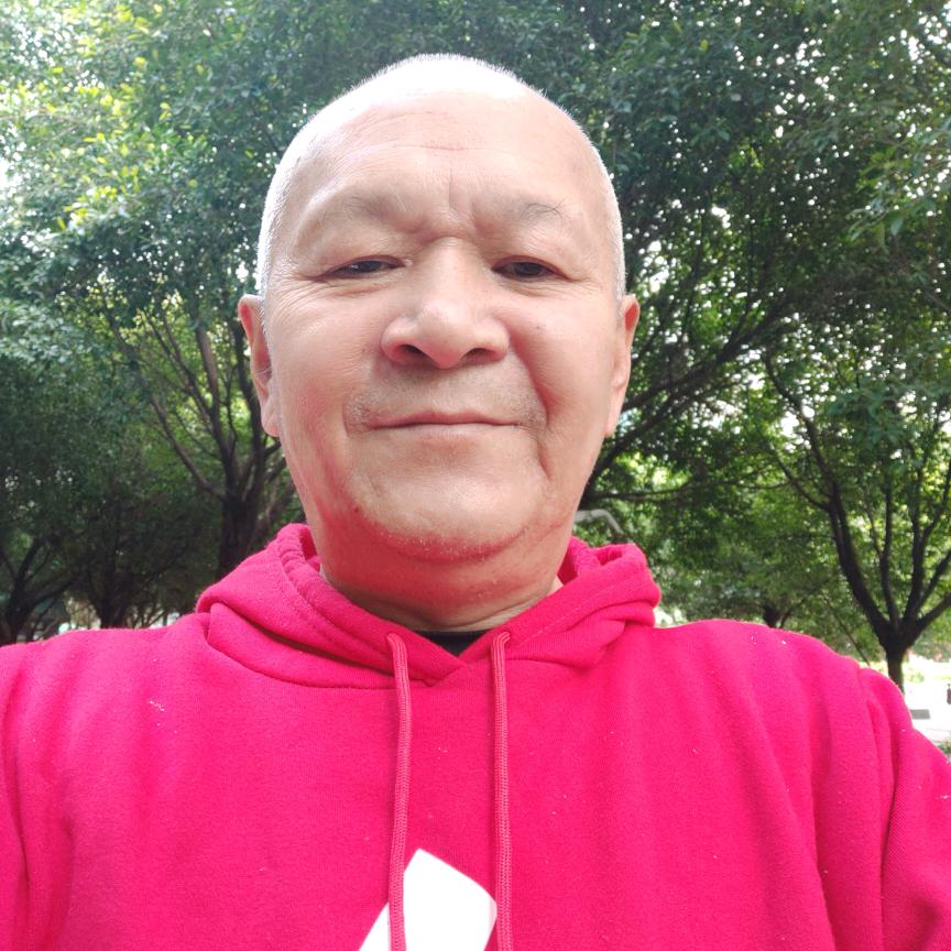 夕阳西下的春天6O后的老头姚老头子姚老头