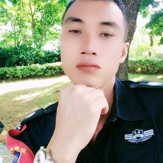 杨伍六