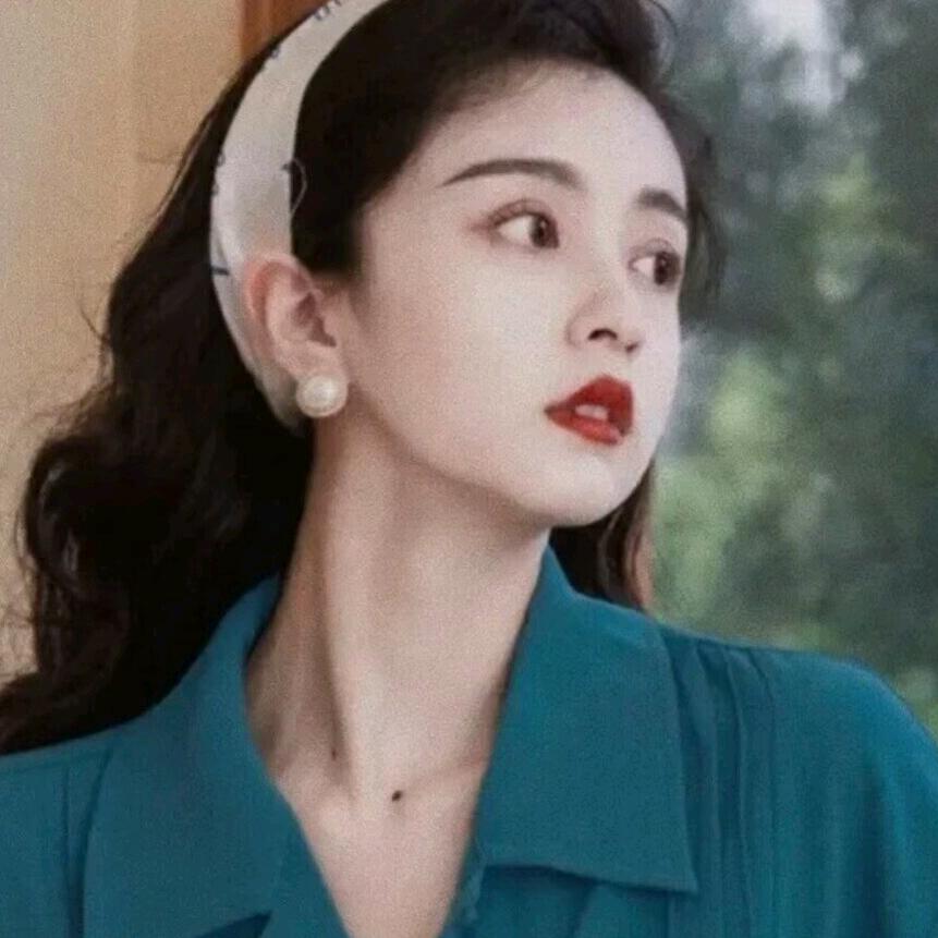 不是山谷。