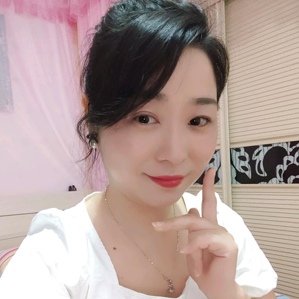 风中的云