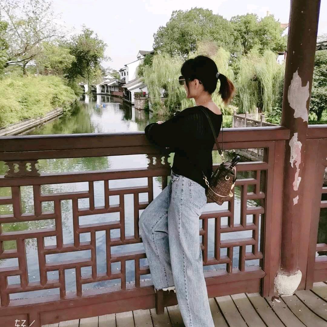 陈默
