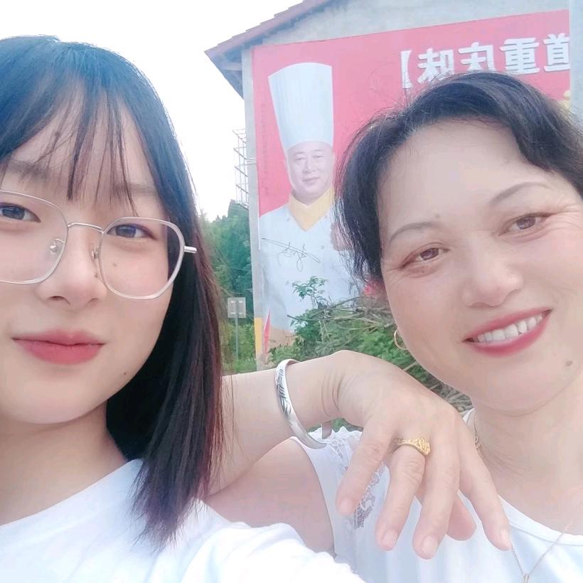 杨芳