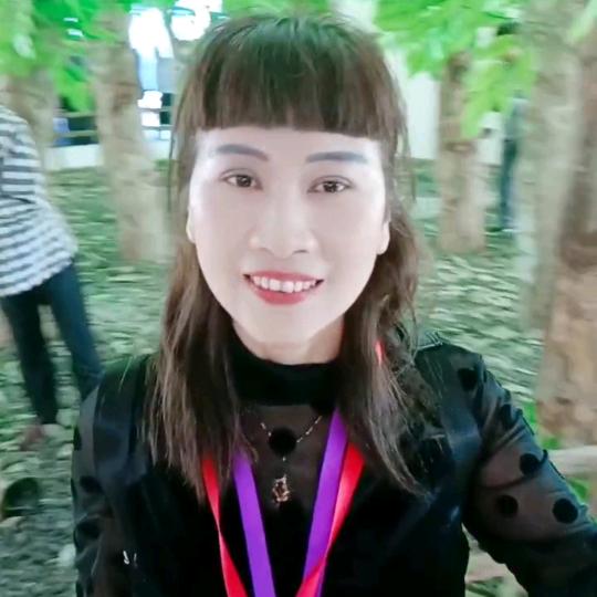 阿董华丽转身