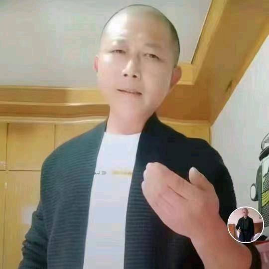 光头强