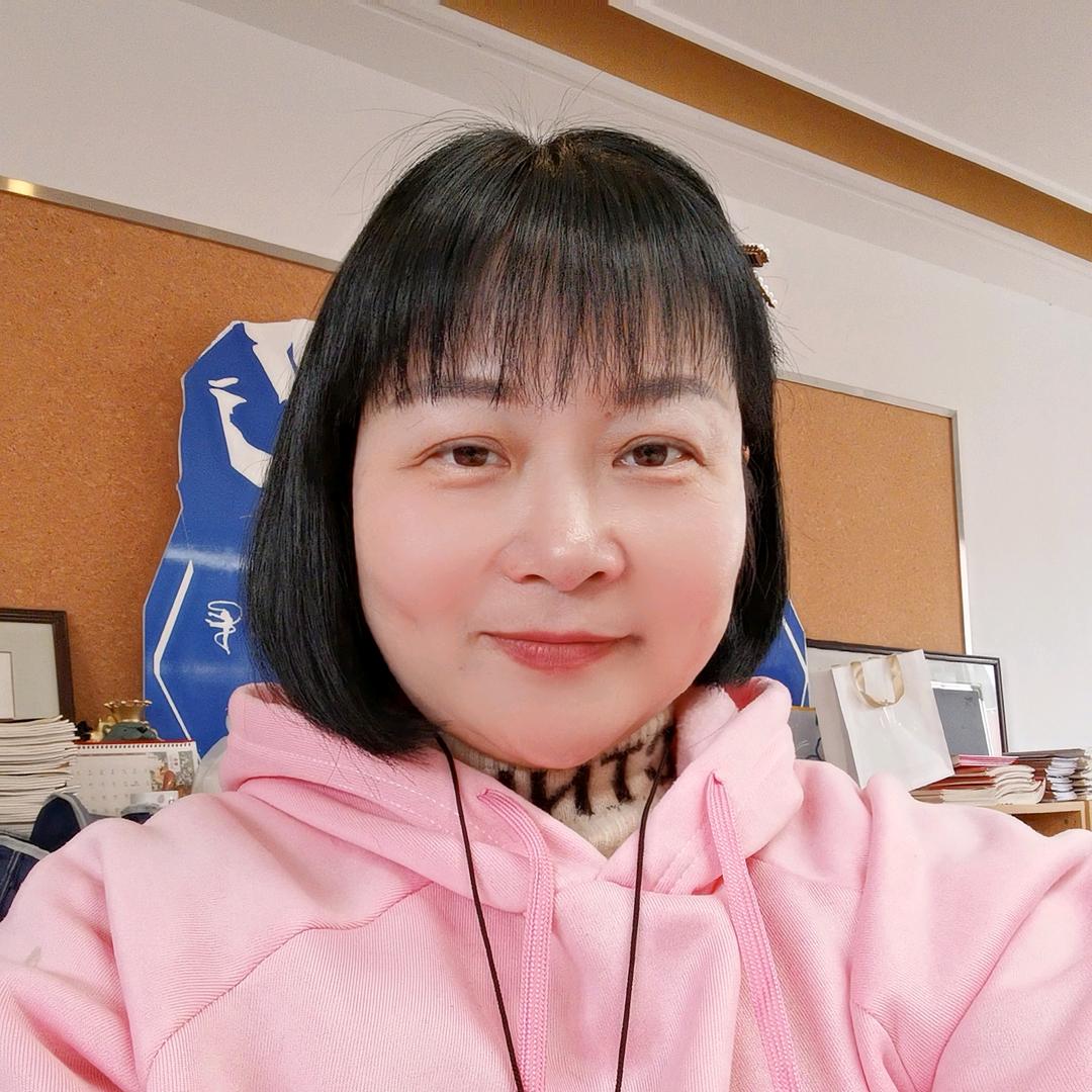 梅子花间一壶酒