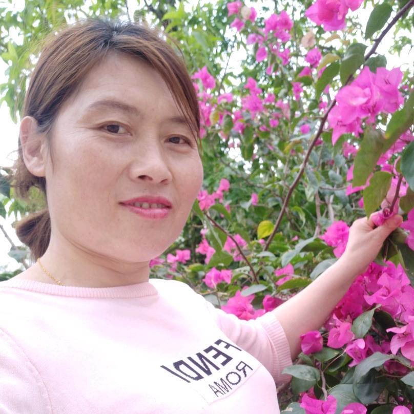 黄芳姐