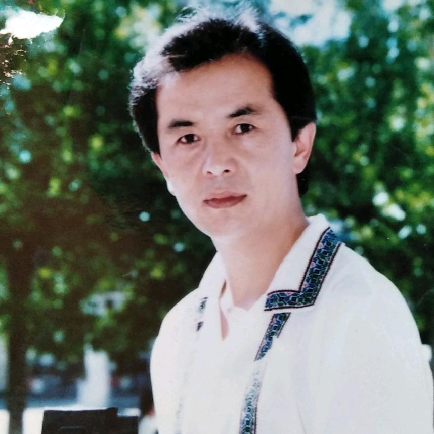 阿迪力·司马义摄影家