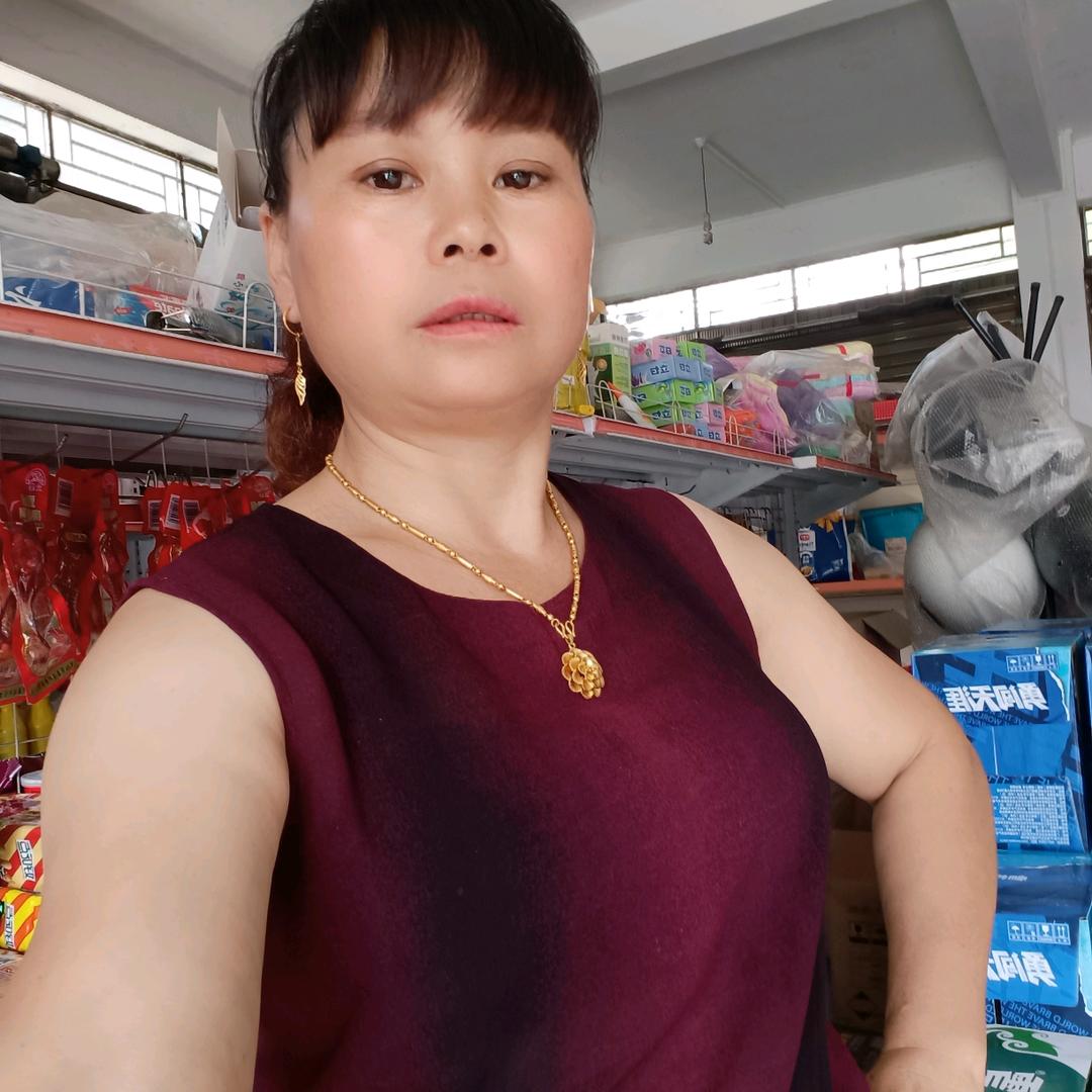 周华香