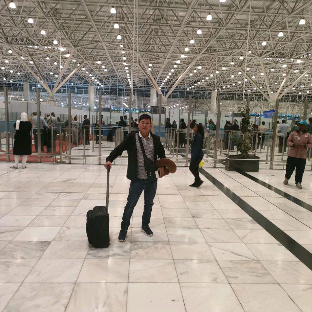 安康小伙在非洲