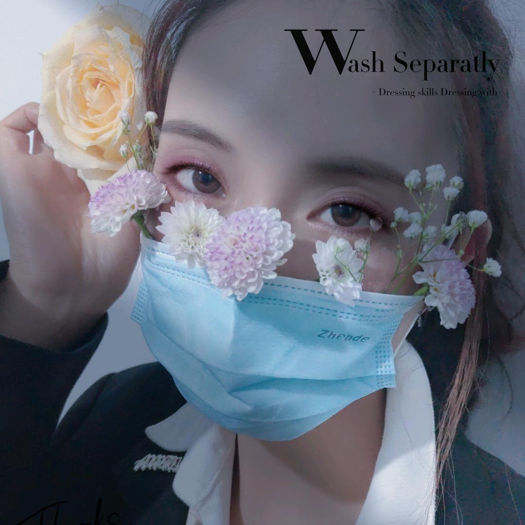 咸丰县与枫服装店