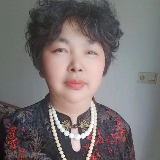 老板娘1点十分开播轻松抖一抖。开背养心❤