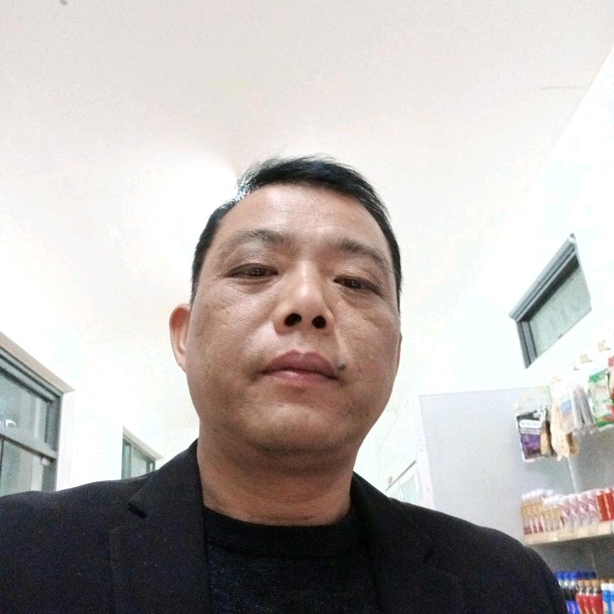 彭亮