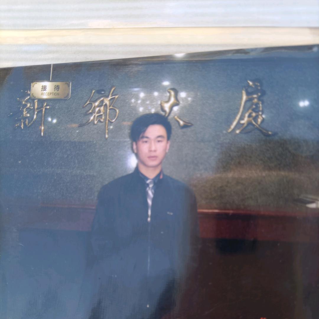 血色军刀