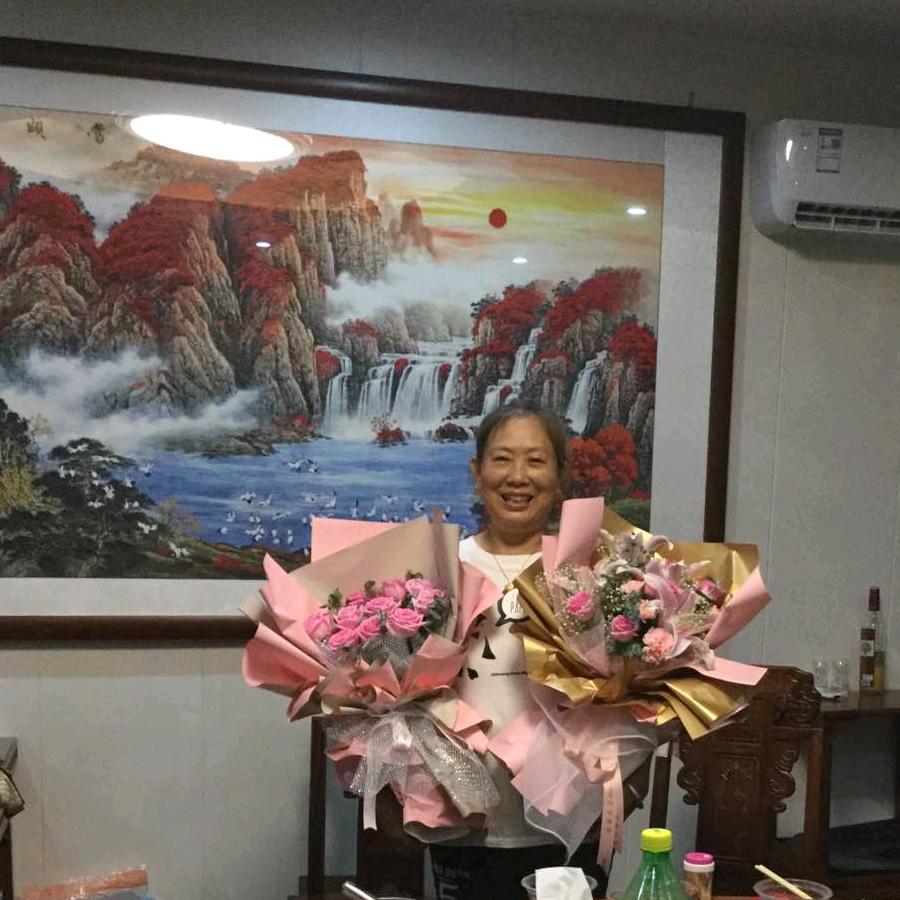 香香大姐