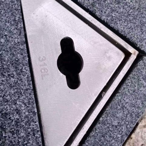 广东不锈钢井盖厂家