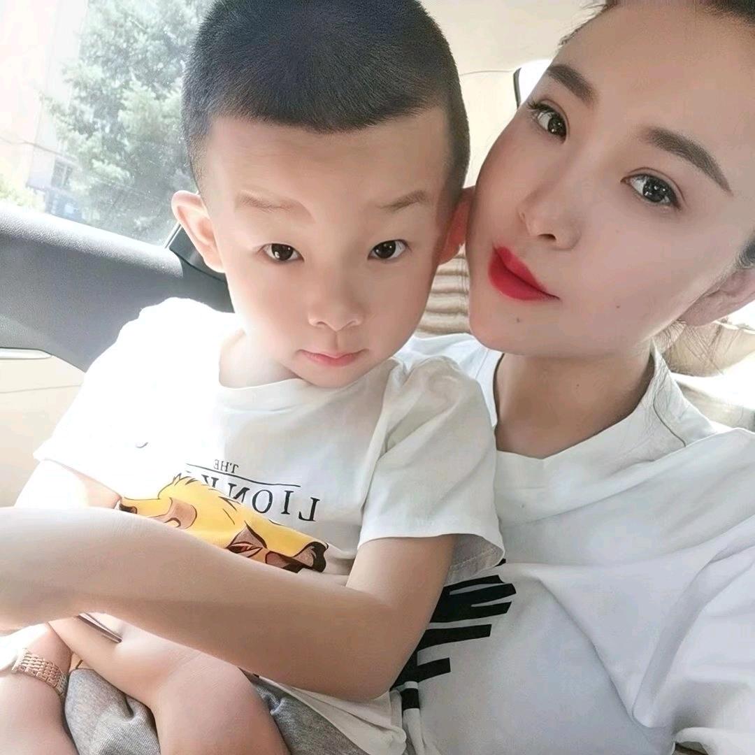亦轩妈咪😍