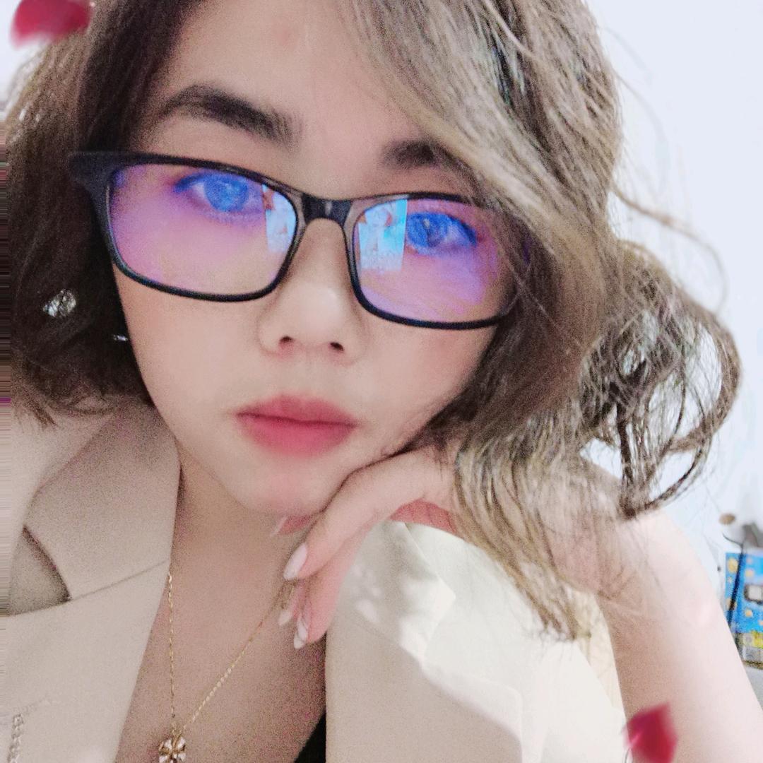 小琴琴（单亲妈妈）