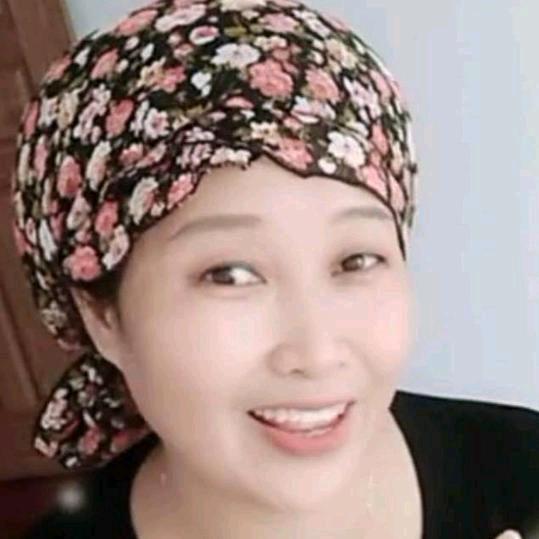 幸福的女人（每晚8:00直播:唱歌)🐠