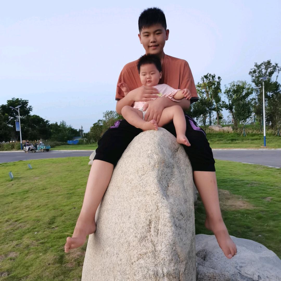 颜涵彧親
