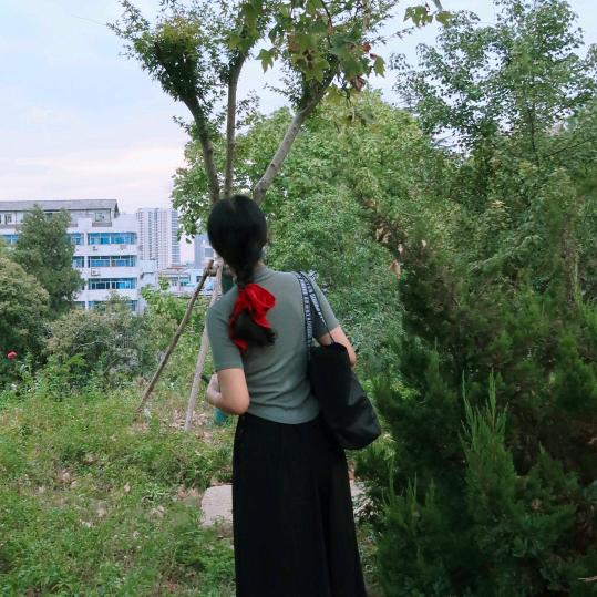 蔓蔓