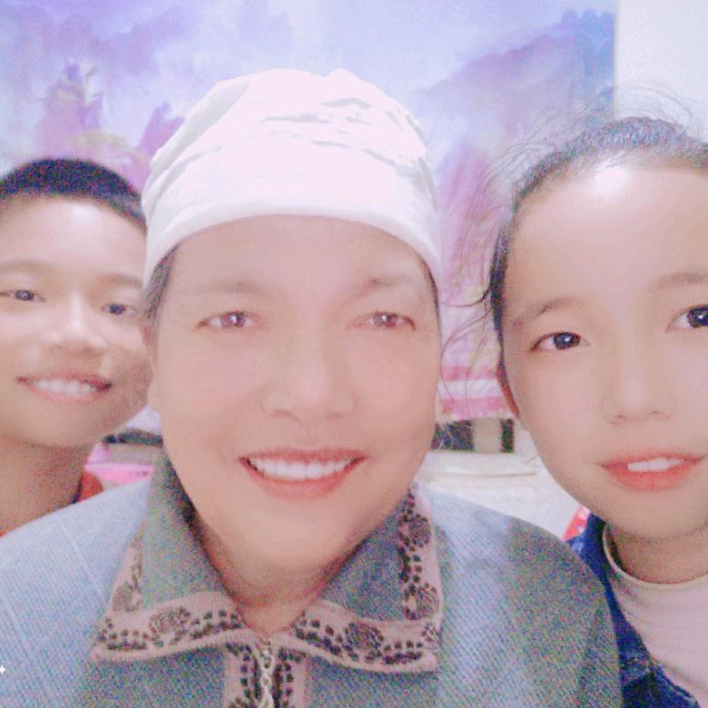 幸福快乐（桂俭英）